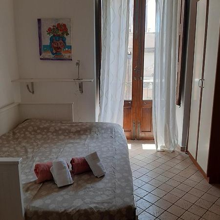 Monovano Centro Storico Katania Zewnętrze zdjęcie