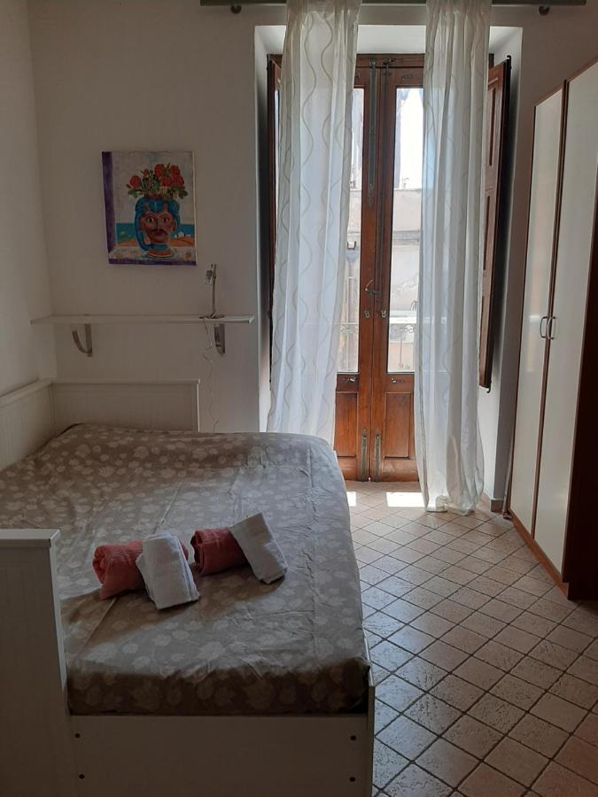Monovano Centro Storico Katania Zewnętrze zdjęcie