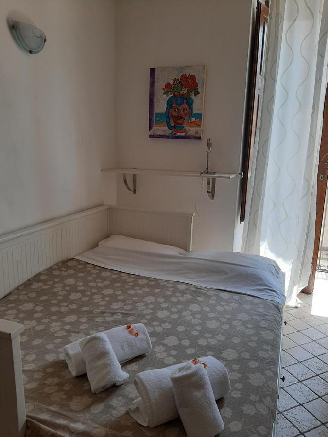 Monovano Centro Storico Katania Zewnętrze zdjęcie